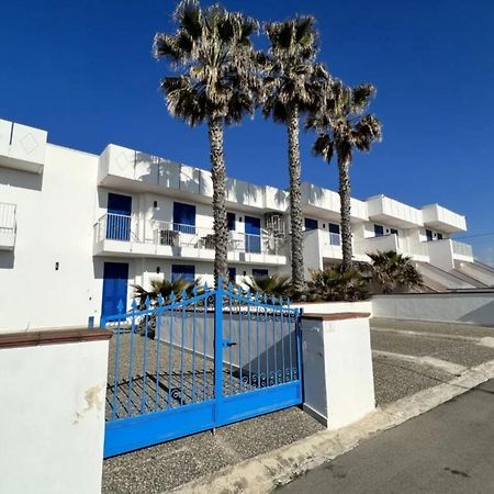 Residence Mare Azzurro Torre San Giovanni Ugento Eksteriør billede